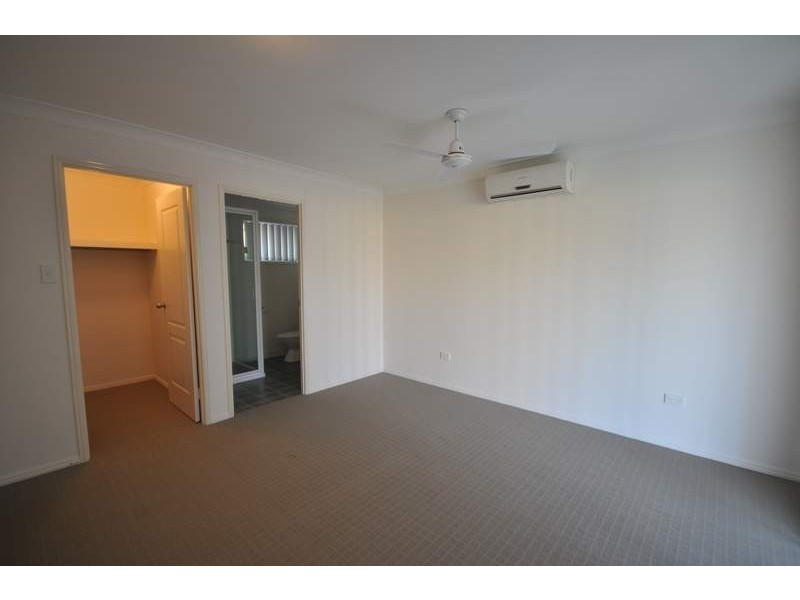 31 Joseph, Gracemere QLD 4702