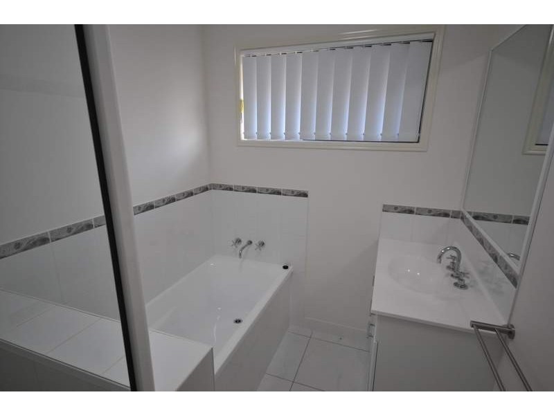 31 Joseph, Gracemere QLD 4702