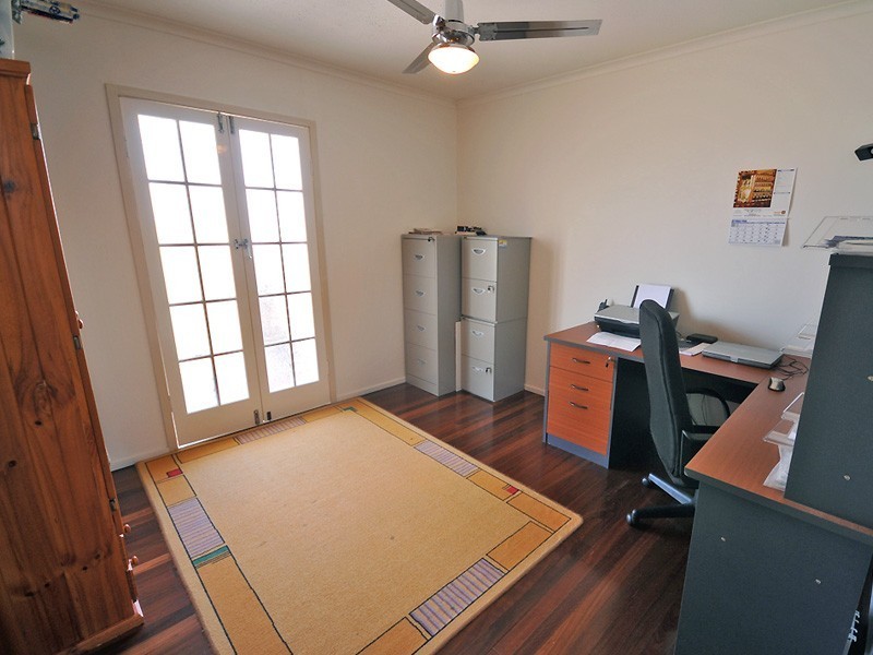 49 Rice Street, Park Avenue QLD 4701