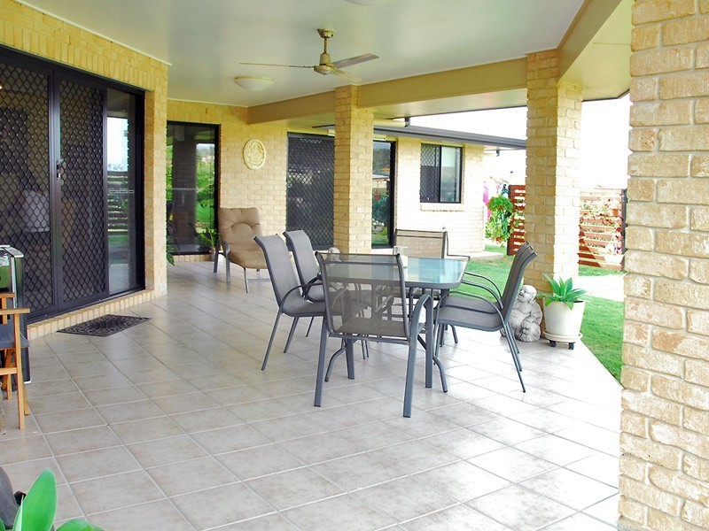 15 Jolinda Way, Rockyview QLD 4701