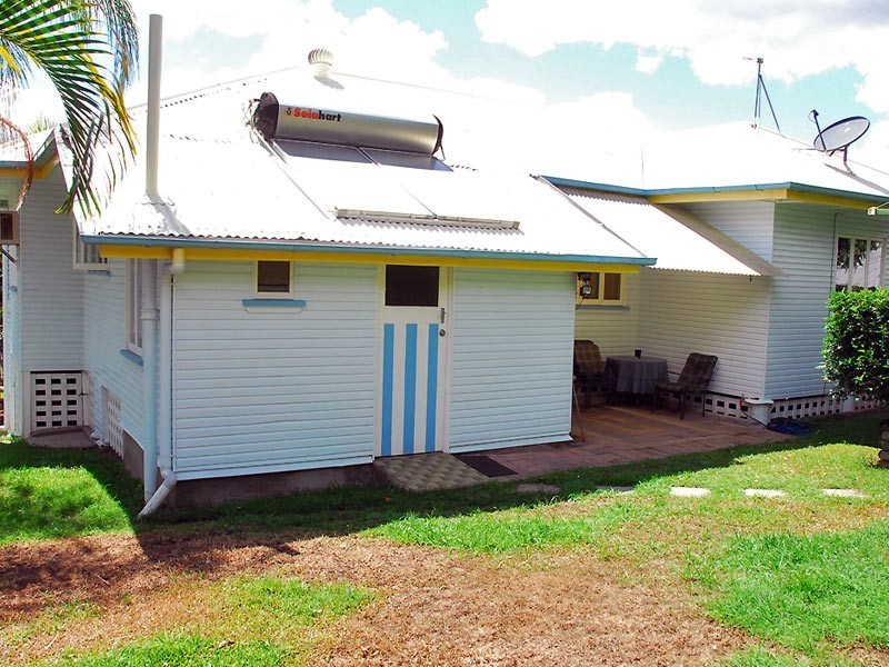 272 Upper Dawson, The Range QLD 4700