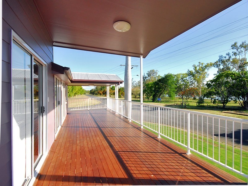 43 Reaney Street, Berserker QLD 4701