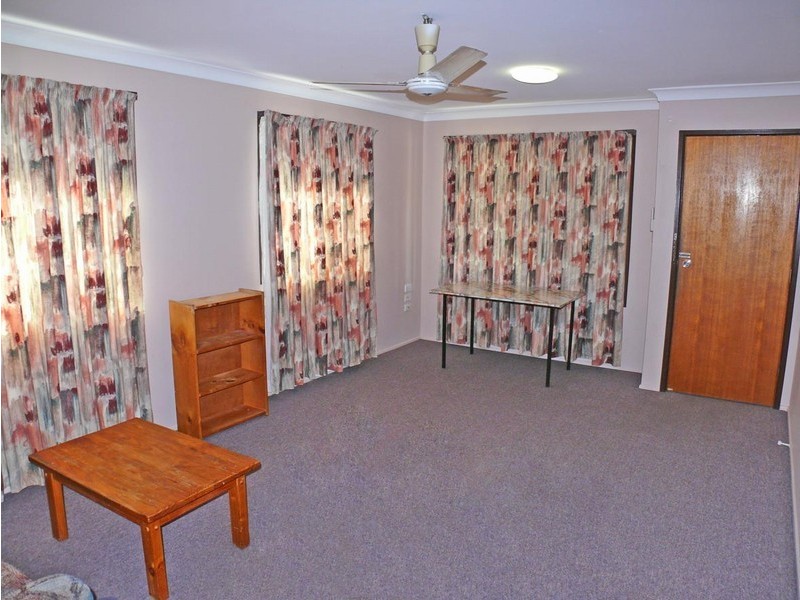 24 Armstrong Street, Berserker QLD 4701