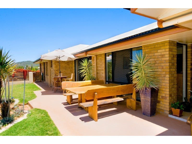 10 Rebecca Close, Rockyview QLD 4701