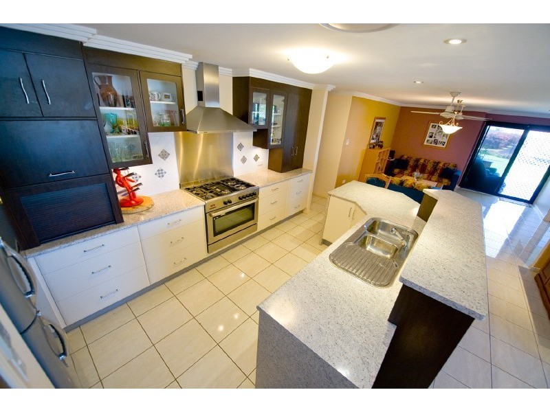 10 Rebecca Close, Rockyview QLD 4701