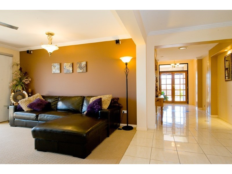 10 Rebecca Close, Rockyview QLD 4701