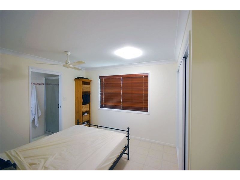 24 Tomkins Street, Berserker QLD 4701