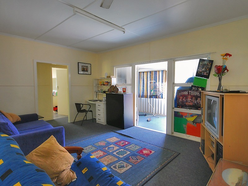 5 Underwood Street, Park Avenue QLD 4701