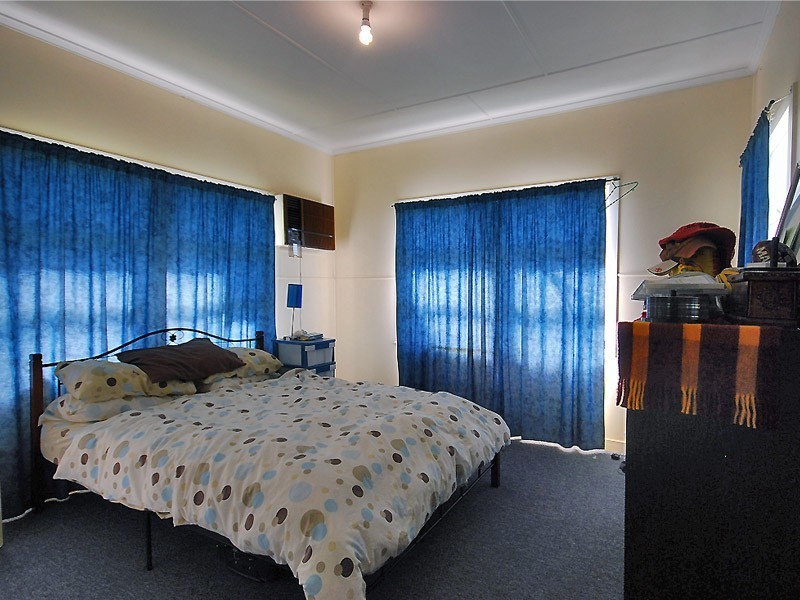 5 Underwood Street, Park Avenue QLD 4701