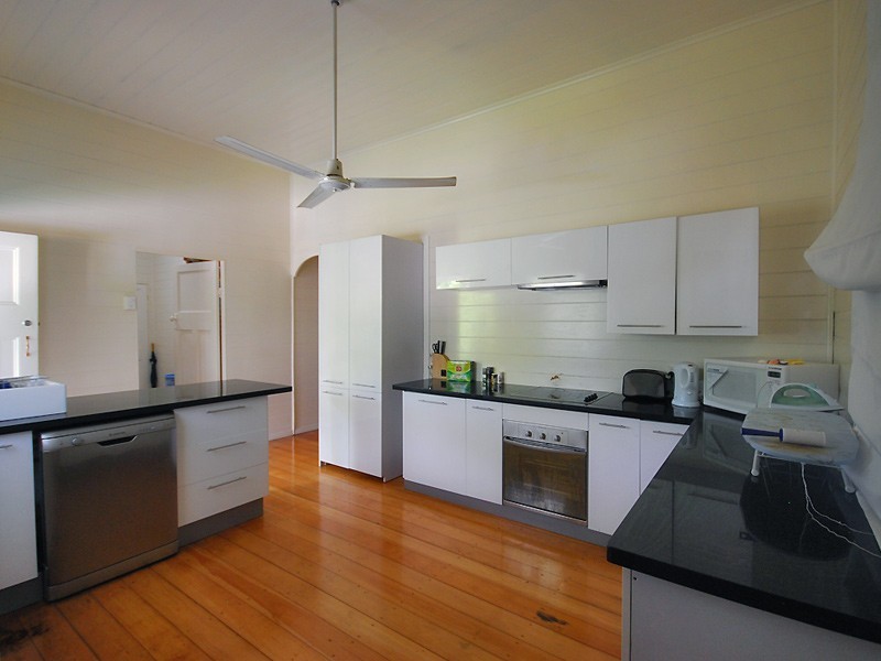 1 Thurston Street, Rockhampton QLD 4700