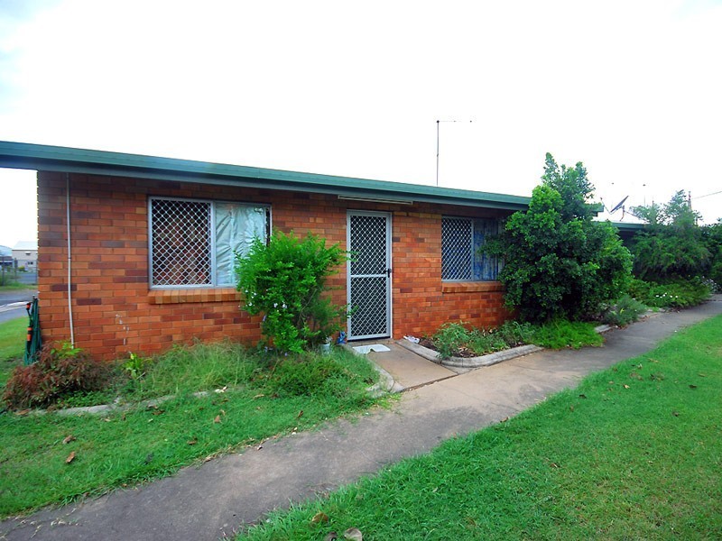 8 & 10 Weinholt Street, Rockhampton QLD 4700