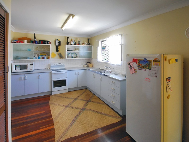 72 Lion Creek Road, Wandal QLD 4700