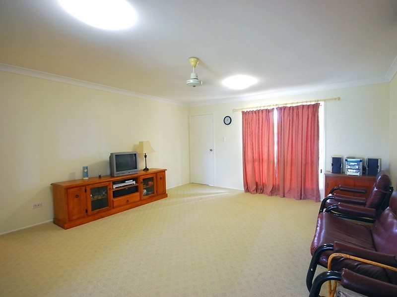 64 Breakspear Street, Gracemere QLD 4702