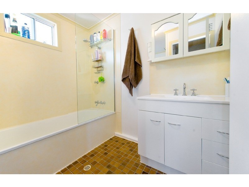 105 Haynes Street, Park Avenue QLD 4701