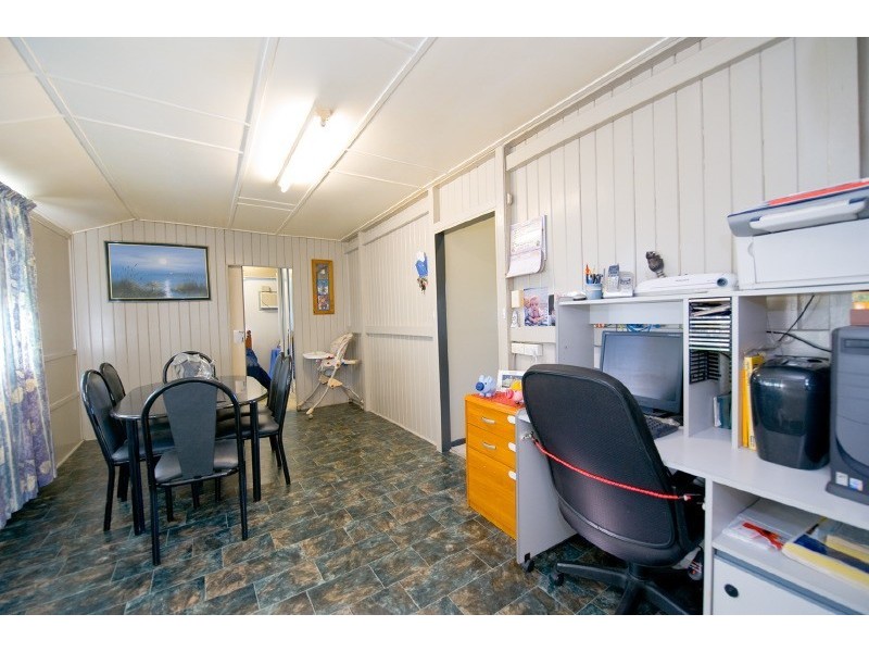 105 Haynes Street, Park Avenue QLD 4701