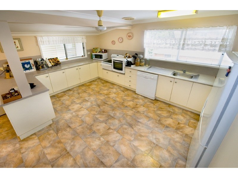 329 Marsh Avenue, Frenchville QLD 4701
