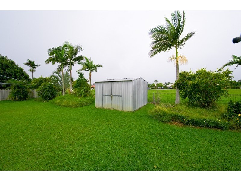 16 Kerr Street, Park Avenue QLD 4701