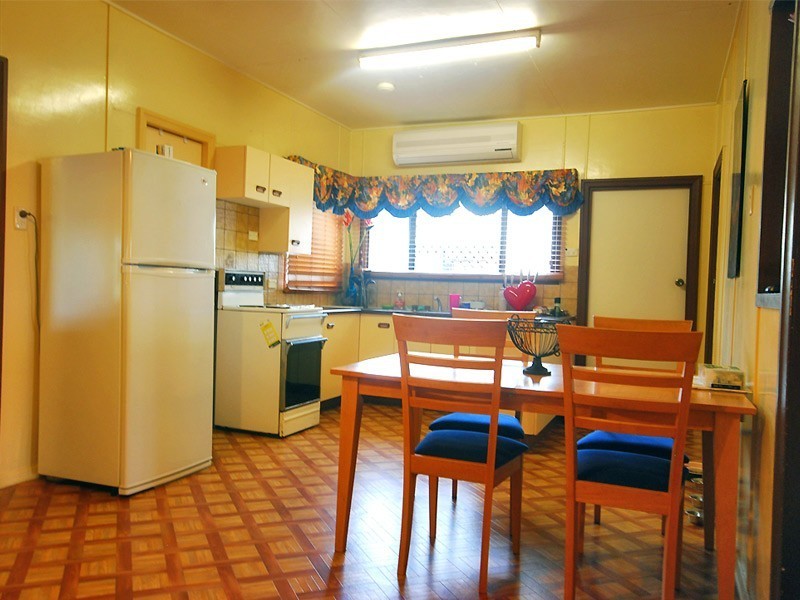 928 Yaamba Road, Parkhurst QLD 4702