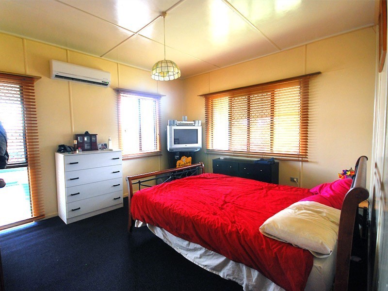 928 Yaamba Road, Parkhurst QLD 4702