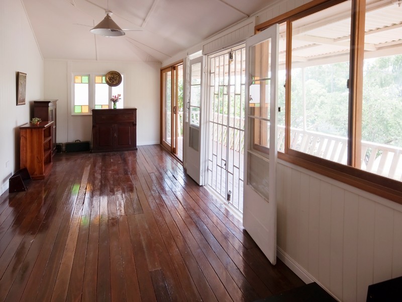 25 Woodville Street, Wandal QLD 4700