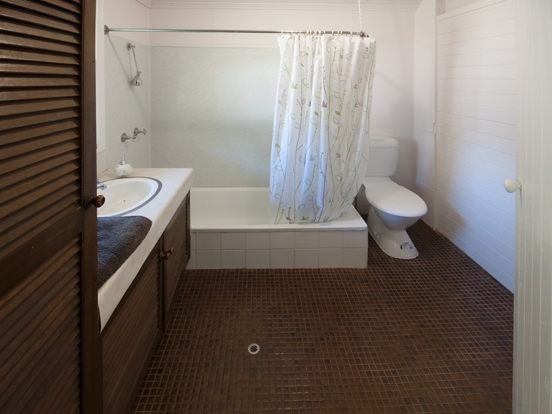 33 Woodville Street, Wandal QLD 4700