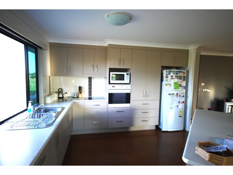 56 Hewill Drive, Gracemere QLD 4702