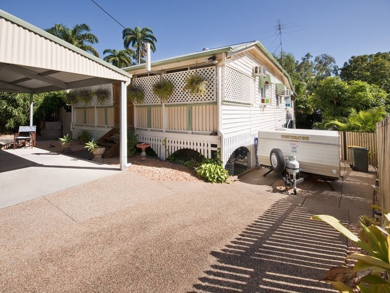 128 North Street, Wandal QLD 4700