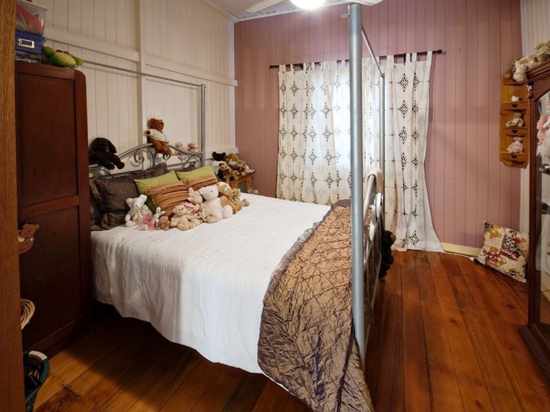 128 North Street, Wandal QLD 4700