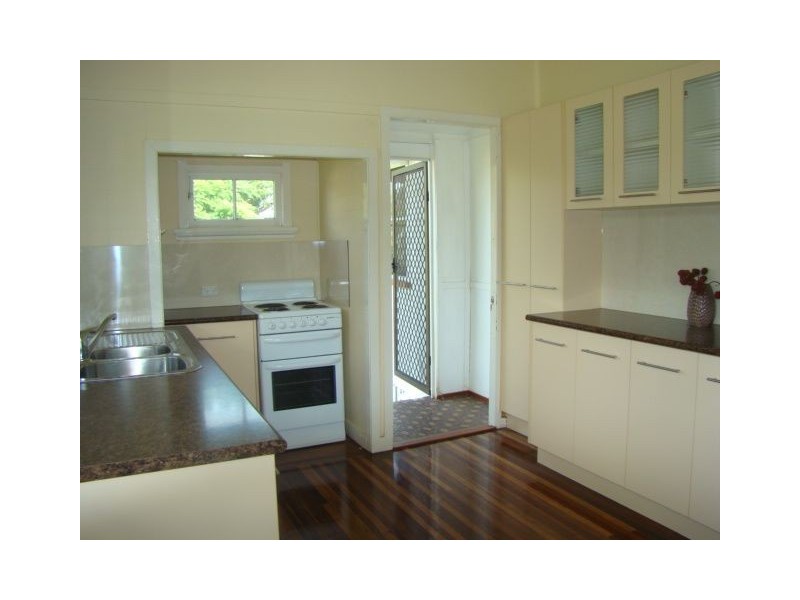 142 Thozet Road, Koongal QLD 4701