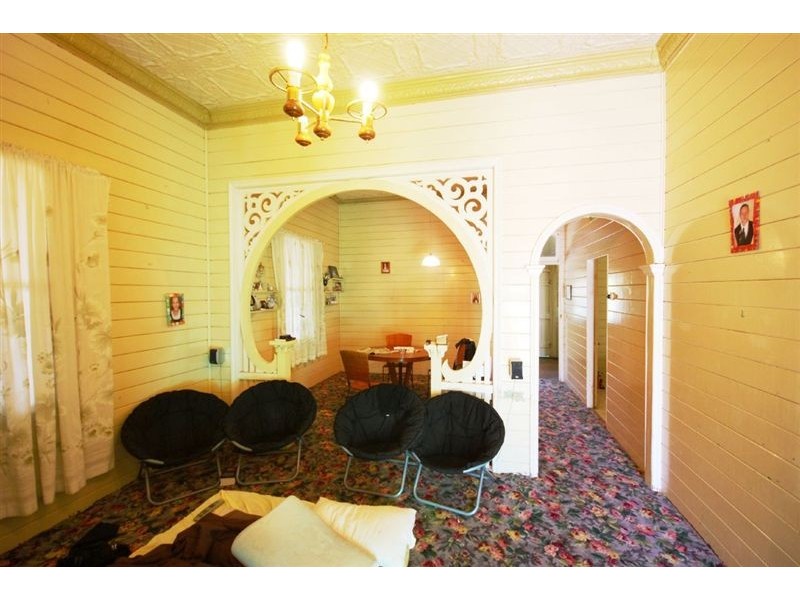 30 Macaree Street, Berserker QLD 4701