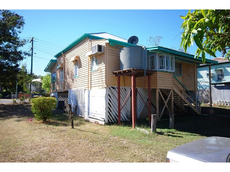 30 Macaree Street, Berserker QLD 4701