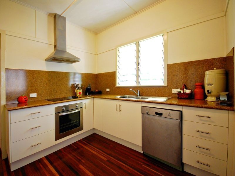 55 Luck Avenue, Wandal QLD 4700