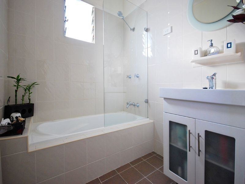 55 Luck Avenue, Wandal QLD 4700