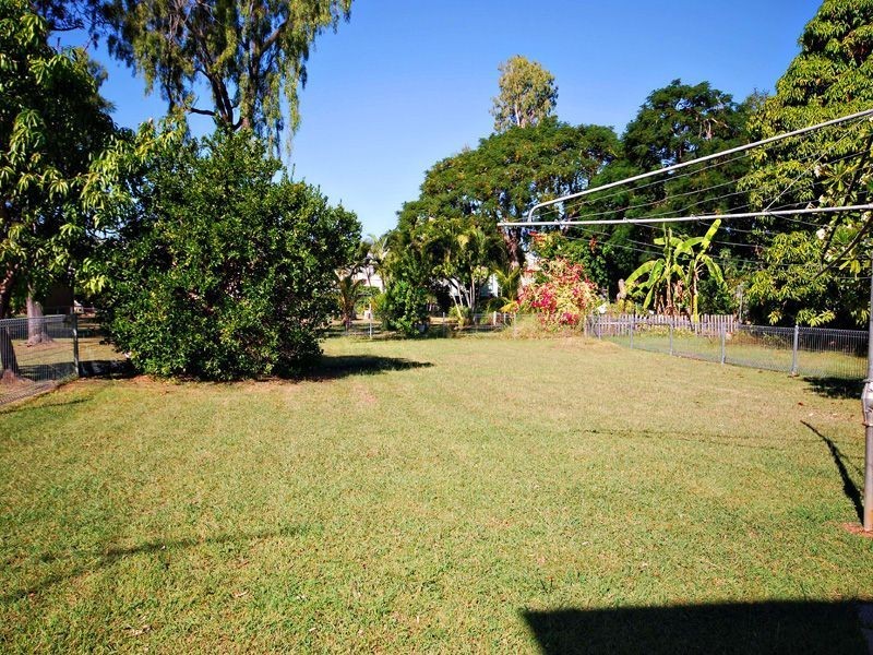 55 Luck Avenue, Wandal QLD 4700