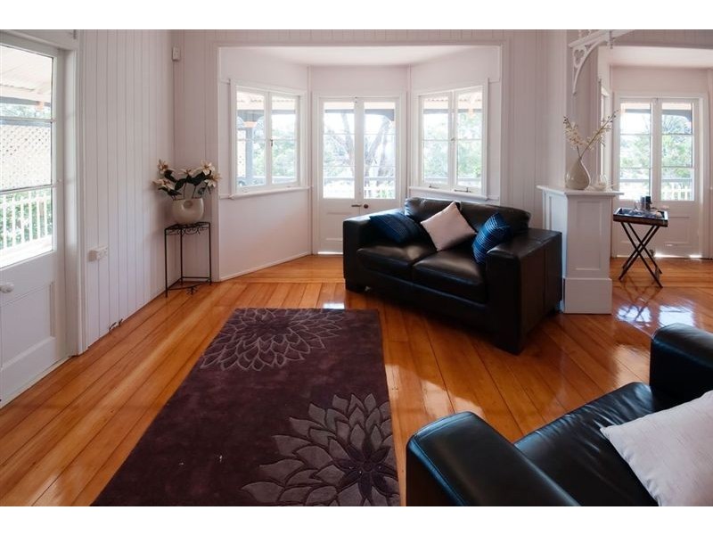 33 Woodville Street, Wandal QLD 4700