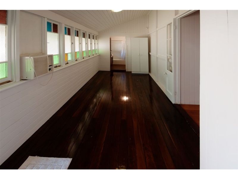 33 Woodville Street, Wandal QLD 4700