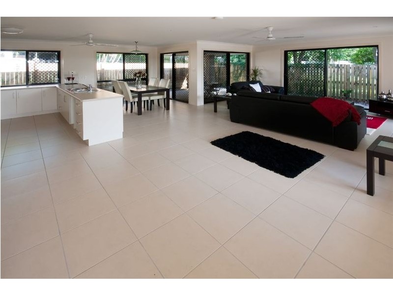 33a Woodville Street, Wandal QLD 4700
