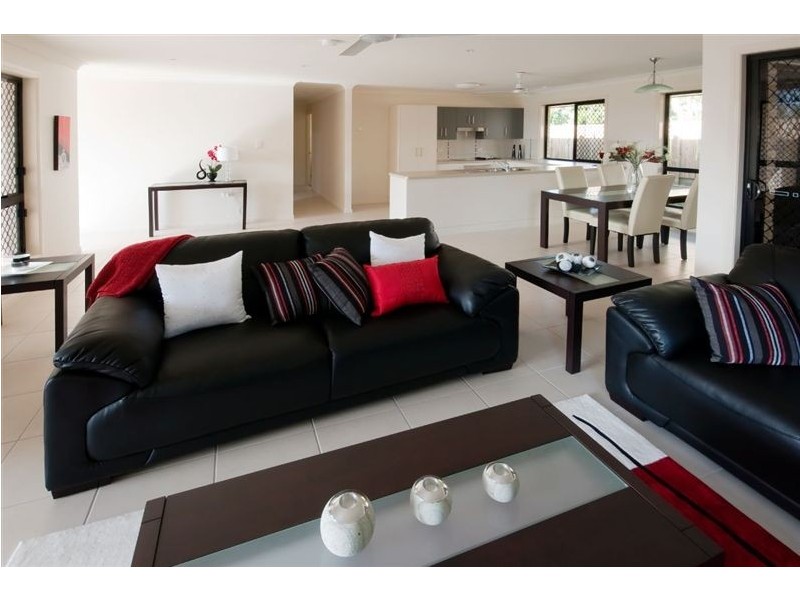 33a Woodville Street, Wandal QLD 4700