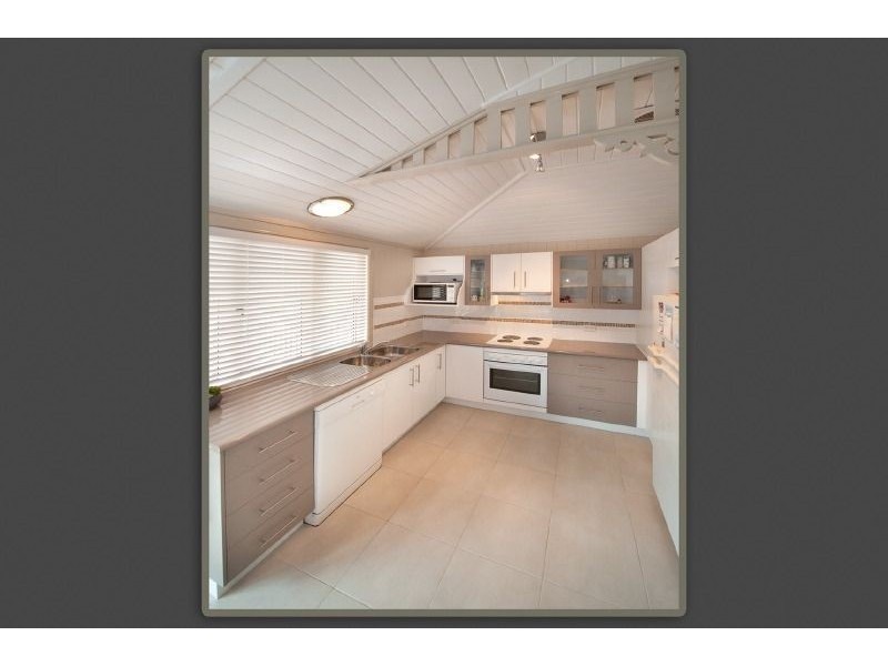 4 Woolcock Street, Wandal QLD 4700