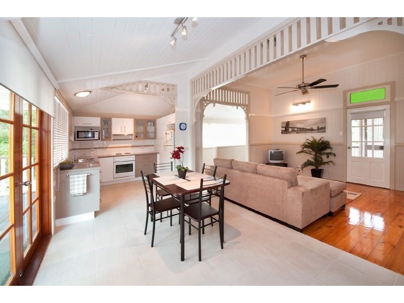 4 Woolcock Street, Wandal QLD 4700