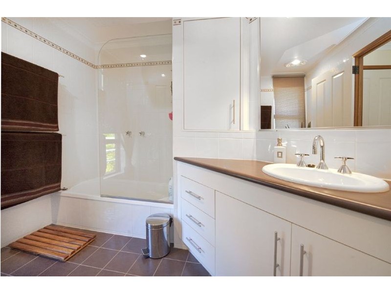 5 Berkelman Street, Frenchville QLD 4701