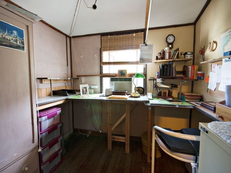 27 Lauga Street, Park Avenue QLD 4701