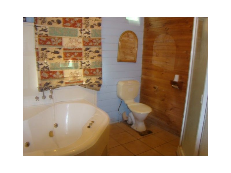 3 South Street, Depot Hill QLD 4700