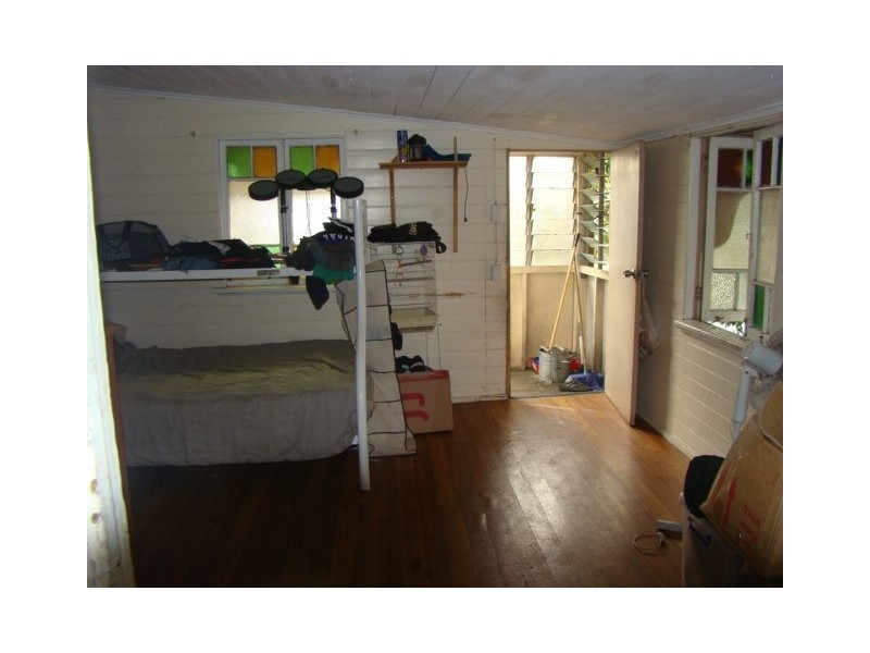 3 South Street, Depot Hill QLD 4700