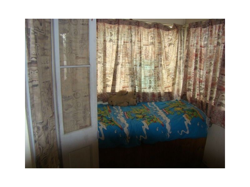 3 South Street, Depot Hill QLD 4700