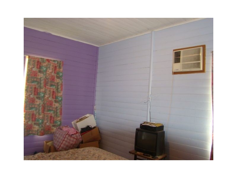 3 South Street, Depot Hill QLD 4700