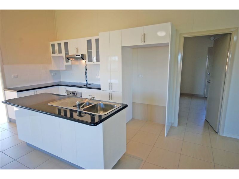 2 Mitchell Court, Gracemere QLD 4702