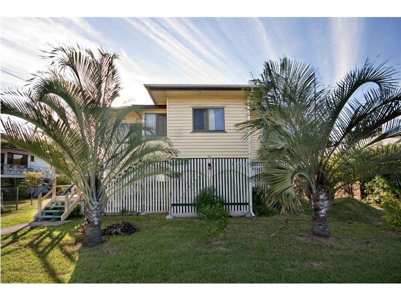 33 Face Street, Park Avenue QLD 4701