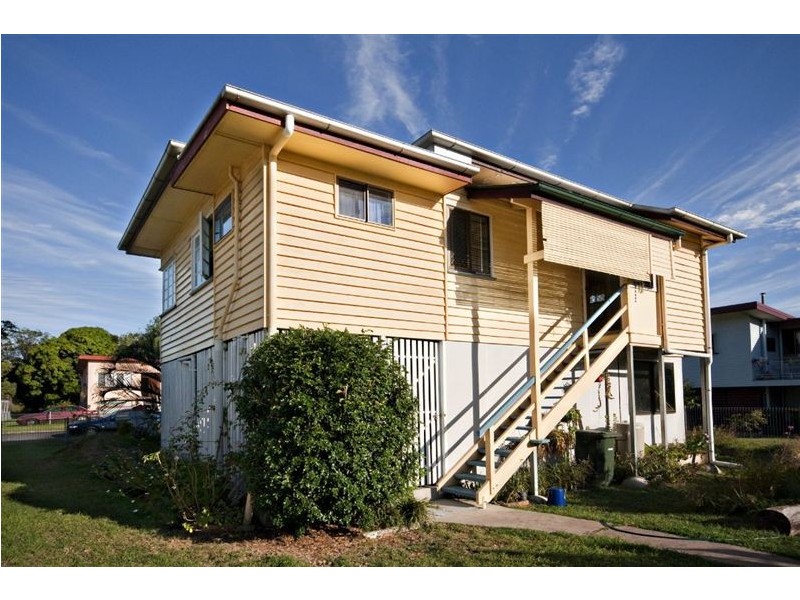 33 Face Street, Park Avenue QLD 4701