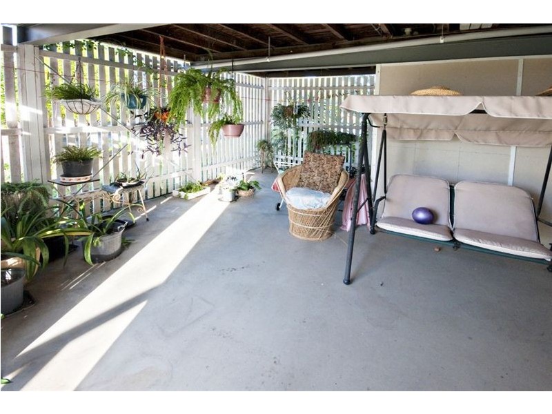 33 Face Street, Park Avenue QLD 4701